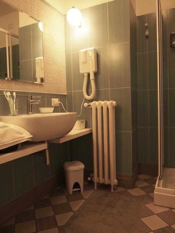 Le Stanze Di Pietro Bed & Breakfast Rome Exterior photo