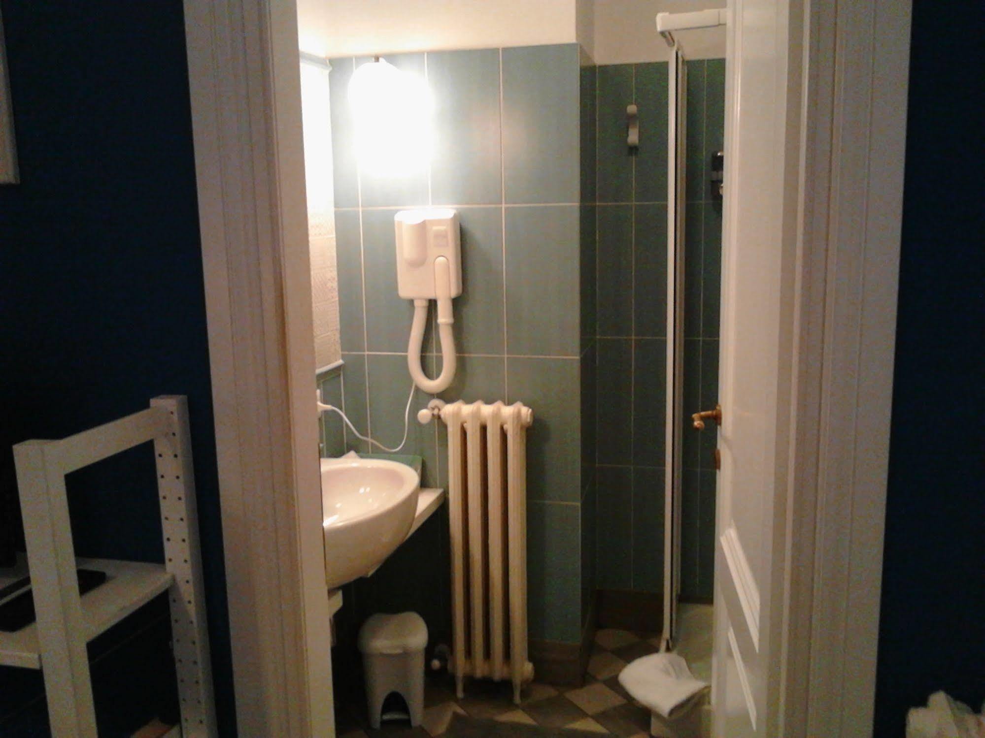 Le Stanze Di Pietro Bed & Breakfast Rome Exterior photo
