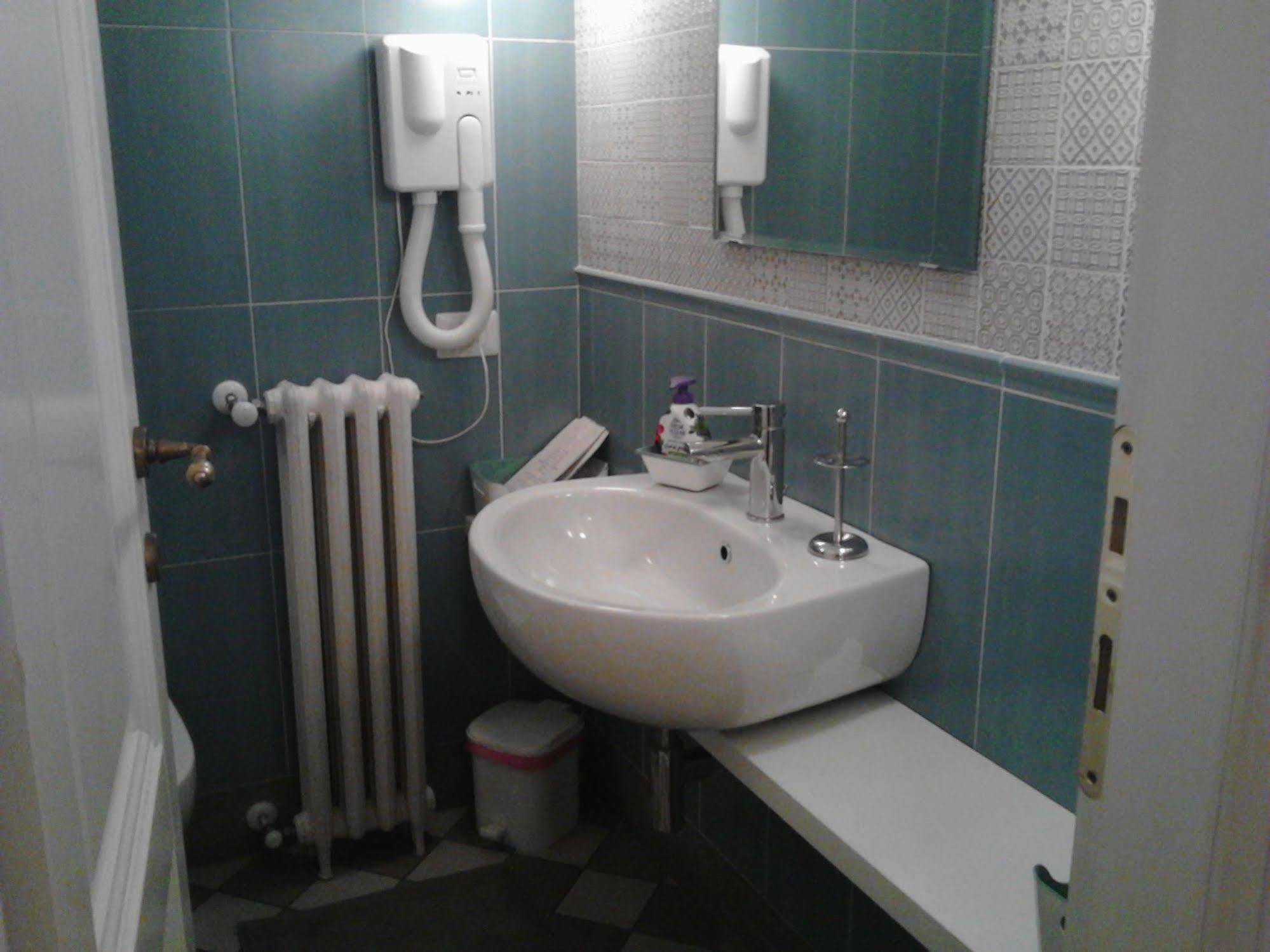 Le Stanze Di Pietro Bed & Breakfast Rome Exterior photo